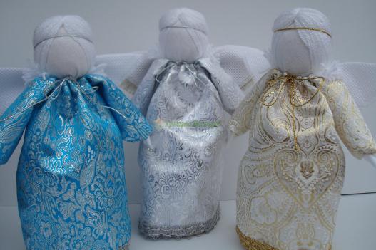 <div style=margin-left:10px><h1>Большие Ангелочки на подставке. Оберег и подарок. Цвета на выбор.</h1><p><a href="/catalog/podarki--suveniry/">Подарунки, сувеніри</a> » <a href="/catalog/podarki--suveniry/podarki/">Подарунки</a></p><i class="fa fa-map-marker"></i> Днепропетровская область, Днепропетровск<br /><br /><div class="socdata"><script src="//yastatic.net/es5-shims/0.0.2/es5-shims.min.js"></script>
                                            <script src="//yastatic.net/share2/share.js"></script>
                                            <div class="ya-share2" data-services="facebook,gplus,twitter,lj,viber,whatsapp,skype" data-counter=""></div></div>