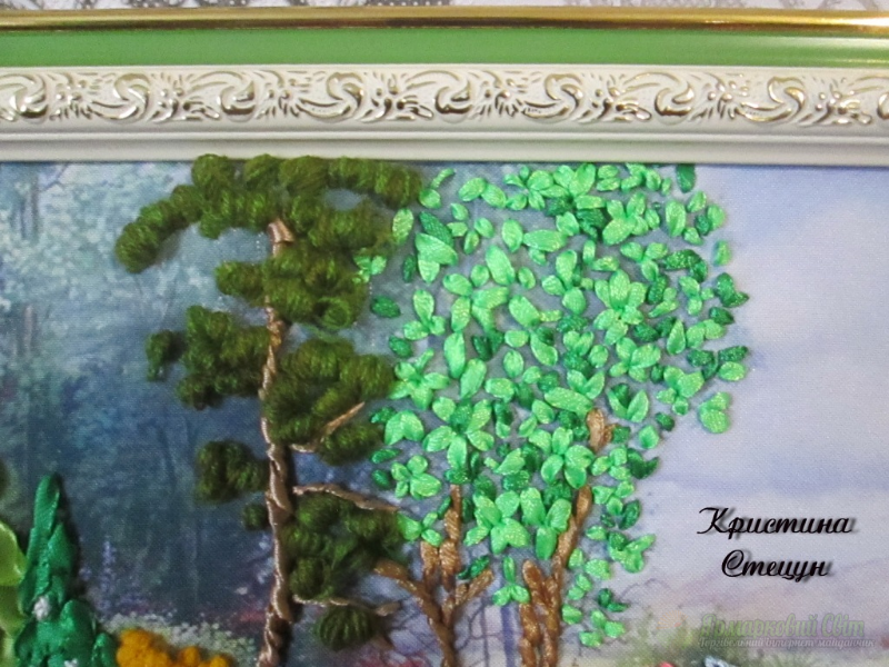 <div style=margin-left:10px><h1>Картина вышитая лентой "Лебеди"</h1><p><a href="/catalog/kartiny/">Картини</a> » <a href="/catalog/kartiny/vyshitye/">Вишиті</a></p><i class="fa fa-map-marker"></i> Запорожская область, Мелитополь<br /><br /><div class="socdata"><script src="//yastatic.net/es5-shims/0.0.2/es5-shims.min.js"></script>
                                            <script src="//yastatic.net/share2/share.js"></script>
                                            <div class="ya-share2" data-services="facebook,gplus,twitter,lj,viber,whatsapp,skype" data-counter=""></div></div>