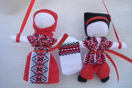 <div style=margin-left:10px><h1>Оберег "Неразлучники" Подарок в дом. Кукла-мотанка.</h1><p><a href="/catalog/podarki--suveniry/">Подарунки, сувеніри</a> » <a href="/catalog/podarki--suveniry/podarki/">Подарунки</a></p><i class="fa fa-map-marker"></i> Днепропетровская область, Днепропетровск<br /><br /><div class="socdata"><script src="//yastatic.net/es5-shims/0.0.2/es5-shims.min.js"></script>
                                            <script src="//yastatic.net/share2/share.js"></script>
                                            <div class="ya-share2" data-services="facebook,gplus,twitter,lj,viber,whatsapp,skype" data-counter=""></div></div>