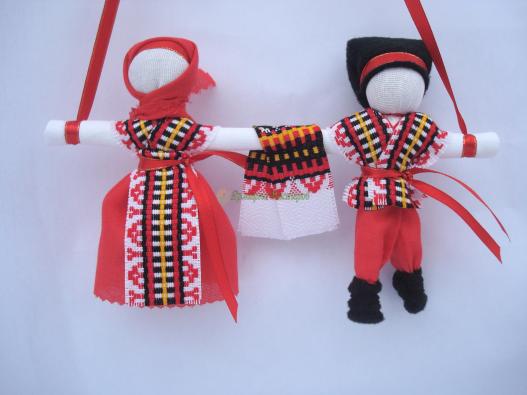 <div style=margin-left:10px><h1>Оберег "Неразлучники" Подарок в дом. Кукла-мотанка.</h1><p><a href="/catalog/podarki--suveniry/">Подарунки, сувеніри</a> » <a href="/catalog/podarki--suveniry/podarki/">Подарунки</a></p><i class="fa fa-map-marker"></i> Днепропетровская область, Днепропетровск<br /><br /><div class="socdata"><script src="//yastatic.net/es5-shims/0.0.2/es5-shims.min.js"></script>
                                            <script src="//yastatic.net/share2/share.js"></script>
                                            <div class="ya-share2" data-services="facebook,gplus,twitter,lj,viber,whatsapp,skype" data-counter=""></div></div>