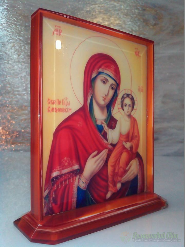 <div style=margin-left:10px><h1>Икона в кристалле</h1><p><a href="/catalog/podarki--suveniry/">Подарунки, сувеніри</a> » <a href="/catalog/podarki--suveniry/podarki/">Подарунки</a></p><i class="fa fa-map-marker"></i> Сумская область, Сумы<br /><br /><div class="socdata"><script src="//yastatic.net/es5-shims/0.0.2/es5-shims.min.js"></script>
                                            <script src="//yastatic.net/share2/share.js"></script>
                                            <div class="ya-share2" data-services="facebook,gplus,twitter,lj,viber,whatsapp,skype" data-counter=""></div></div>