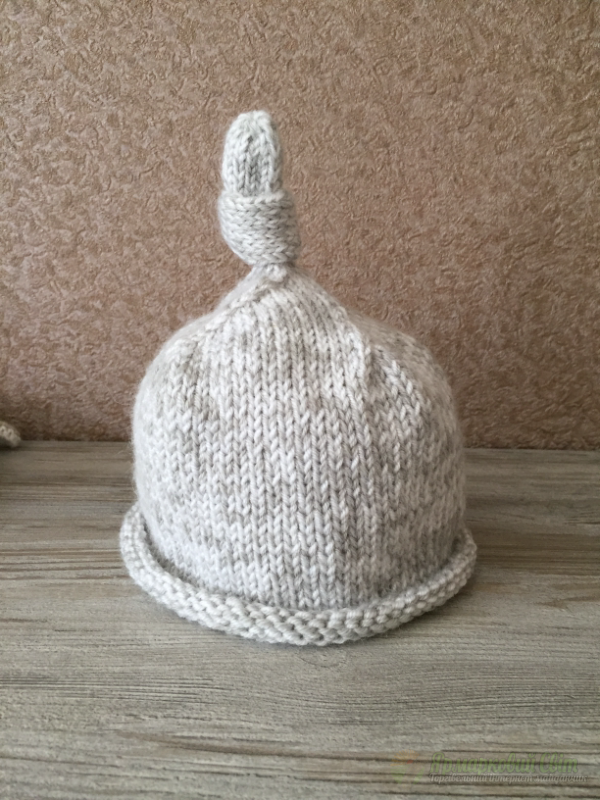 <div style=margin-left:10px><h1>Вязанная детская  шапка</h1><p><a href="/catalog/golovnue_ubory/">Головні убори
</a> » <a href="/catalog/golovnue_ubory/shapki/">Шапки</a></p><i class="fa fa-map-marker"></i> Днепропетровская область, Днепропетровск<br /><br /><div class="socdata"><script src="//yastatic.net/es5-shims/0.0.2/es5-shims.min.js"></script>
                                            <script src="//yastatic.net/share2/share.js"></script>
                                            <div class="ya-share2" data-services="facebook,gplus,twitter,lj,viber,whatsapp,skype" data-counter=""></div></div>