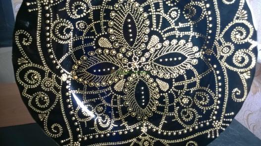 <div style=margin-left:10px><h1>тарелка декоративная</h1><p><a href="/catalog/kartiny/">Картини</a> » <a href="/catalog/kartiny/na-stekle/">На склі</a></p><i class="fa fa-map-marker"></i> Херсонская область, Новотроицкое<br /><br /><div class="socdata"><script src="//yastatic.net/es5-shims/0.0.2/es5-shims.min.js"></script>
                                            <script src="//yastatic.net/share2/share.js"></script>
                                            <div class="ya-share2" data-services="facebook,gplus,twitter,lj,viber,whatsapp,skype" data-counter=""></div></div>