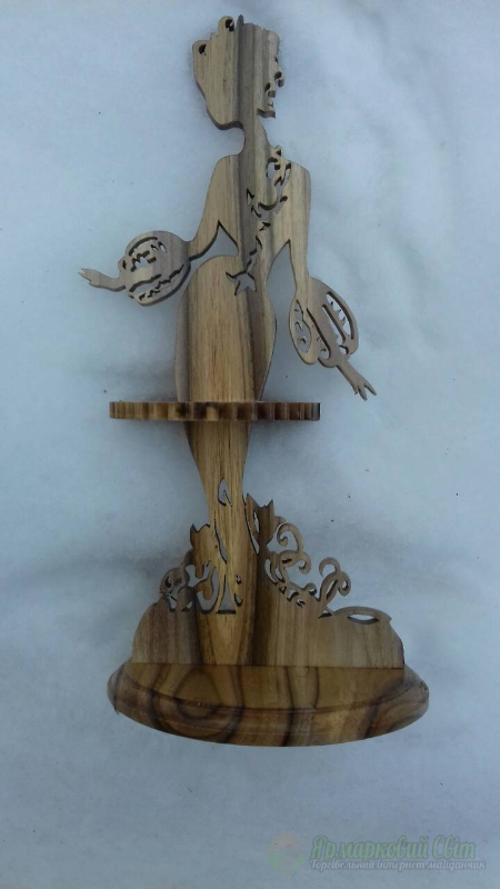 <div style=margin-left:10px><h1>Салфетница из дерева ручной работы</h1><p><a href="/catalog/dekor/">Декор</a> » <a href="/catalog/dekor/drugoe/">Iнше</a></p><i class="fa fa-map-marker"></i> Харьковская область, Слатино<br /><br /><div class="socdata"><script src="//yastatic.net/es5-shims/0.0.2/es5-shims.min.js"></script>
                                            <script src="//yastatic.net/share2/share.js"></script>
                                            <div class="ya-share2" data-services="facebook,gplus,twitter,lj,viber,whatsapp,skype" data-counter=""></div></div>