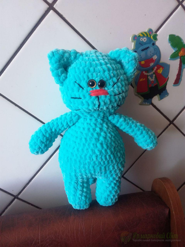 <div style=margin-left:10px><h1>Котик Амурчик, амигуруми </h1><p><a href="/catalog/igrushki/">Iграшки</a> » <a href="/catalog/igrushki/myagkie/">М'які</a></p><i class="fa fa-map-marker"></i> Ивано-Франковская область, Ивано-Франковск<br /><br /><div class="socdata"><script src="//yastatic.net/es5-shims/0.0.2/es5-shims.min.js"></script>
                                            <script src="//yastatic.net/share2/share.js"></script>
                                            <div class="ya-share2" data-services="facebook,gplus,twitter,lj,viber,whatsapp,skype" data-counter=""></div></div>