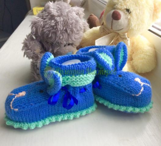 <div style=margin-left:10px><h1>Пинетки-зайчики</h1><p><a href="/catalog/rukodelie/">Рукоділля</a> » <a href="/catalog/rukodelie/rukodelie--obschee/">Рукоділля, загальне</a></p><i class="fa fa-map-marker"></i> Харьковская область, Новая Водолага<br /><br /><div class="socdata"><script src="//yastatic.net/es5-shims/0.0.2/es5-shims.min.js"></script>
                                            <script src="//yastatic.net/share2/share.js"></script>
                                            <div class="ya-share2" data-services="facebook,gplus,twitter,lj,viber,whatsapp,skype" data-counter=""></div></div>