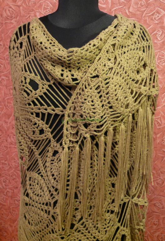 <div style=margin-left:10px><h1>Шаль крючком "Капучино"</h1><p><a href="/catalog/rukodelie/">Рукоділля</a> » <a href="/catalog/rukodelie/rukodelie--obschee/">Рукоділля, загальне</a></p><i class="fa fa-map-marker"></i> Ровенская область, Ровно<br /><br /><div class="socdata"><script src="//yastatic.net/es5-shims/0.0.2/es5-shims.min.js"></script>
                                            <script src="//yastatic.net/share2/share.js"></script>
                                            <div class="ya-share2" data-services="facebook,gplus,twitter,lj,viber,whatsapp,skype" data-counter=""></div></div>