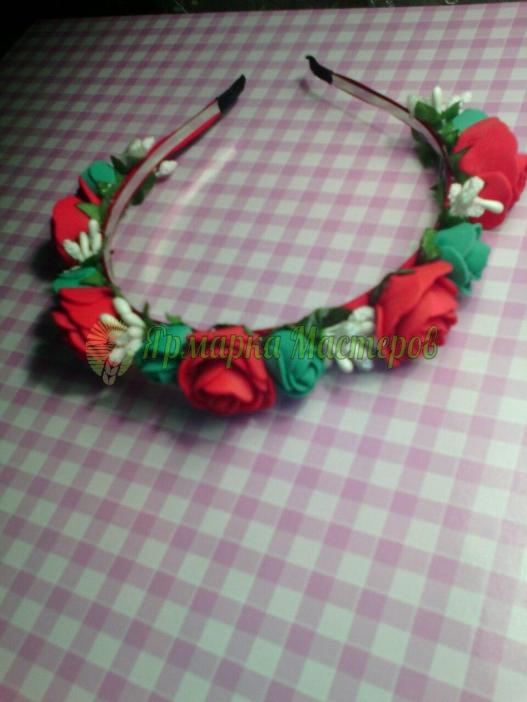 <div style=margin-left:10px><h1>Обруч</h1><p><a href="/catalog/aksessuary/">Аксесуари</a> » <a href="/catalog/aksessuary/obruchi/">Обручі</a></p><i class="fa fa-map-marker"></i> Харьковская область, Чугуев<br /><br /><div class="socdata"><script src="//yastatic.net/es5-shims/0.0.2/es5-shims.min.js"></script>
                                            <script src="//yastatic.net/share2/share.js"></script>
                                            <div class="ya-share2" data-services="facebook,gplus,twitter,lj,viber,whatsapp,skype" data-counter=""></div></div>