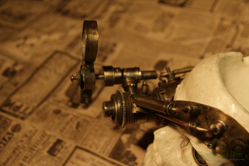 <div style=margin-left:10px><h1>Стимпанк пепельница</h1><p><a href="/catalog/podarki--suveniry/">Подарунки, сувеніри</a> » <a href="/catalog/podarki--suveniry/podarki/">Подарунки</a></p><i class="fa fa-map-marker"></i> Херсонская область, Херсон<br /><br /><div class="socdata"><script src="//yastatic.net/es5-shims/0.0.2/es5-shims.min.js"></script>
                                            <script src="//yastatic.net/share2/share.js"></script>
                                            <div class="ya-share2" data-services="facebook,gplus,twitter,lj,viber,whatsapp,skype" data-counter=""></div></div>