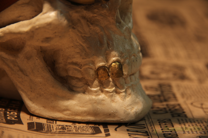 <div style=margin-left:10px><h1>Стимпанк пепельница</h1><p><a href="/catalog/podarki--suveniry/">Подарунки, сувеніри</a> » <a href="/catalog/podarki--suveniry/podarki/">Подарунки</a></p><i class="fa fa-map-marker"></i> Херсонская область, Херсон<br /><br /><div class="socdata"><script src="//yastatic.net/es5-shims/0.0.2/es5-shims.min.js"></script>
                                            <script src="//yastatic.net/share2/share.js"></script>
                                            <div class="ya-share2" data-services="facebook,gplus,twitter,lj,viber,whatsapp,skype" data-counter=""></div></div>