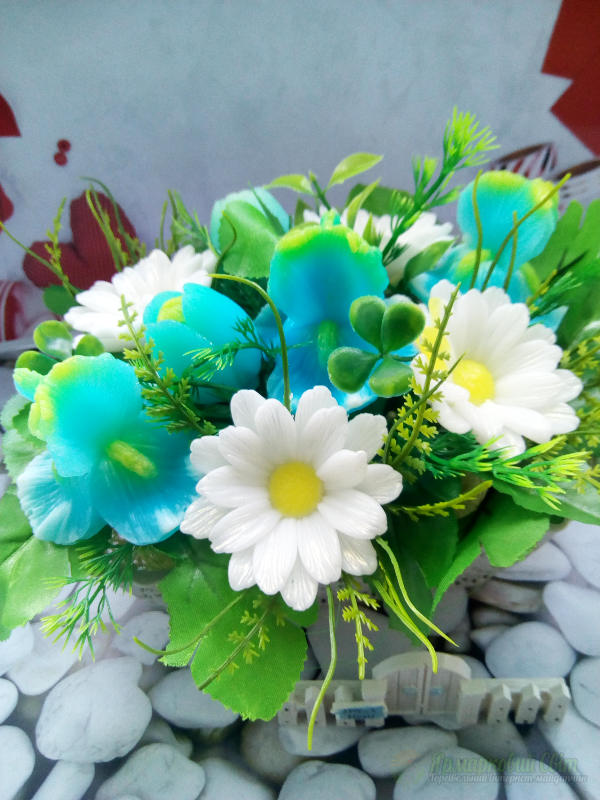 <div style=margin-left:10px><h1>Букет из мыла "Полянка"</h1><p><a href="/catalog/ukrasheniya/">Прикраси</a> » <a href="/catalog/ukrasheniya/podarki/">Подарунки</a></p><i class="fa fa-map-marker"></i> Запорожская область, Запорожье<br /><br /><div class="socdata"><script src="//yastatic.net/es5-shims/0.0.2/es5-shims.min.js"></script>
                                            <script src="//yastatic.net/share2/share.js"></script>
                                            <div class="ya-share2" data-services="facebook,gplus,twitter,lj,viber,whatsapp,skype" data-counter=""></div></div>