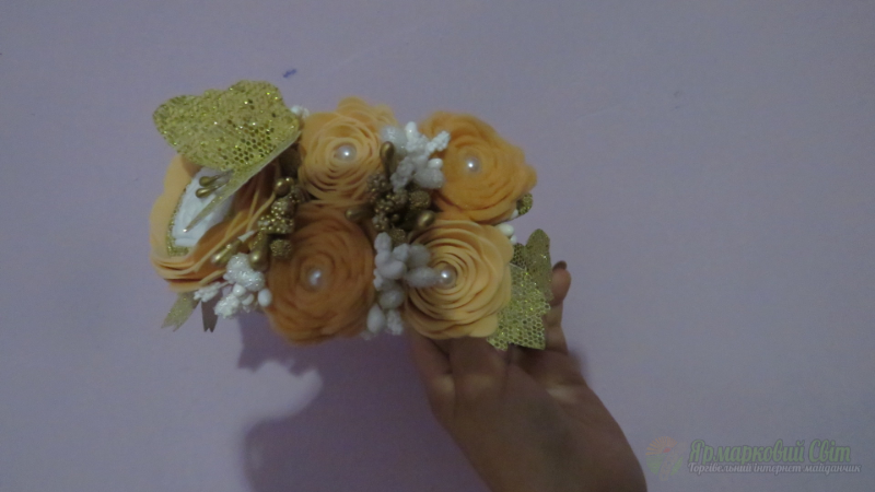 <div style=margin-left:10px><h1>Ободок</h1><p><a href="/catalog/ukrasheniya/">Прикраси</a> » <a href="/catalog/ukrasheniya/aksessuary/">Аксесуари</a></p><i class="fa fa-map-marker"></i> Закарпатская область, Виноградов<br /><br /><div class="socdata"><script src="//yastatic.net/es5-shims/0.0.2/es5-shims.min.js"></script>
                                            <script src="//yastatic.net/share2/share.js"></script>
                                            <div class="ya-share2" data-services="facebook,gplus,twitter,lj,viber,whatsapp,skype" data-counter=""></div></div>