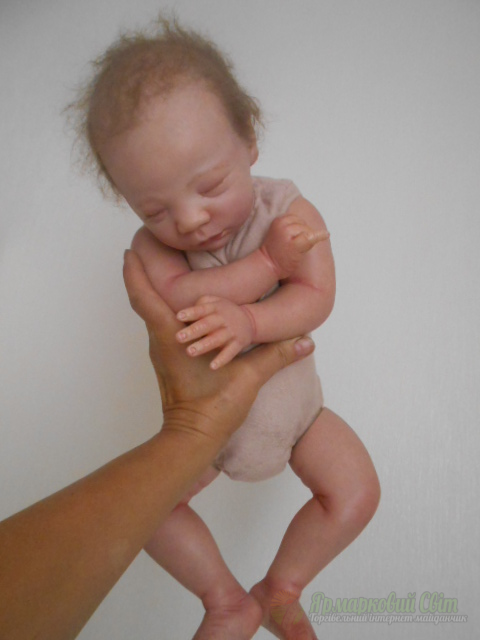 <div style=margin-left:10px><h1>Кукла реборн</h1><p><a href="/catalog/igrushki/">Iграшки</a> » <a href="/catalog/igrushki/kukly/">Кукли</a></p><i class="fa fa-map-marker"></i> Кировоградская область, Александрия<br /><br /><div class="socdata"><script src="//yastatic.net/es5-shims/0.0.2/es5-shims.min.js"></script>
                                            <script src="//yastatic.net/share2/share.js"></script>
                                            <div class="ya-share2" data-services="facebook,gplus,twitter,lj,viber,whatsapp,skype" data-counter=""></div></div>