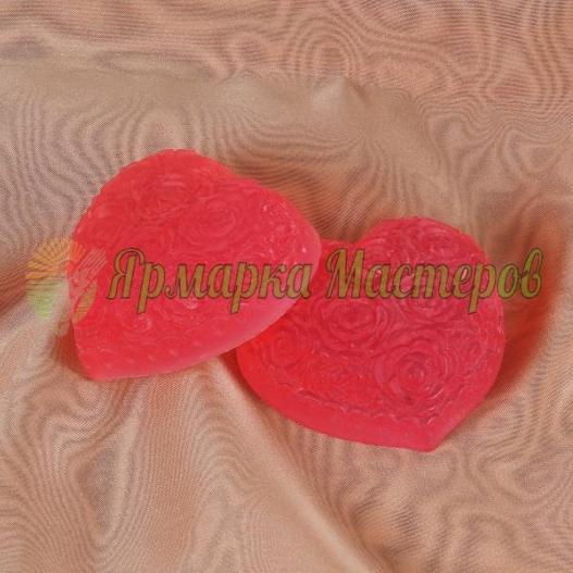 <div style=margin-left:10px><h1>Мыло "Сердце"</h1><p><a href="/catalog/podarki--suveniry/">Подарунки, сувеніри</a> » <a href="/catalog/podarki--suveniry/mylo/">Мило</a></p><i class="fa fa-map-marker"></i> Херсонская область, Херсон<br /><br /><div class="socdata"><script src="//yastatic.net/es5-shims/0.0.2/es5-shims.min.js"></script>
                                            <script src="//yastatic.net/share2/share.js"></script>
                                            <div class="ya-share2" data-services="facebook,gplus,twitter,lj,viber,whatsapp,skype" data-counter=""></div></div>