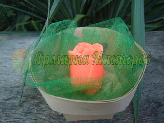 <div style=margin-left:10px><h1>Мыло "Бутон розы"</h1><p><a href="/catalog/podarki--suveniry/">Подарунки, сувеніри</a> » <a href="/catalog/podarki--suveniry/mylo/">Мило</a></p><i class="fa fa-map-marker"></i> Херсонская область, Херсон<br /><br /><div class="socdata"><script src="//yastatic.net/es5-shims/0.0.2/es5-shims.min.js"></script>
                                            <script src="//yastatic.net/share2/share.js"></script>
                                            <div class="ya-share2" data-services="facebook,gplus,twitter,lj,viber,whatsapp,skype" data-counter=""></div></div>