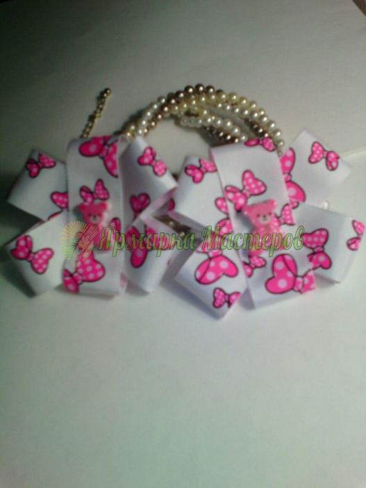 <div style=margin-left:10px><h1>бантики разные</h1><p><a href="/catalog/ukrasheniya/">Прикраси</a> » <a href="/catalog/ukrasheniya/aksessuary/">Аксесуари</a></p><i class="fa fa-map-marker"></i> Харьковская область, Чугуев<br /><br /><div class="socdata"><script src="//yastatic.net/es5-shims/0.0.2/es5-shims.min.js"></script>
                                            <script src="//yastatic.net/share2/share.js"></script>
                                            <div class="ya-share2" data-services="facebook,gplus,twitter,lj,viber,whatsapp,skype" data-counter=""></div></div>