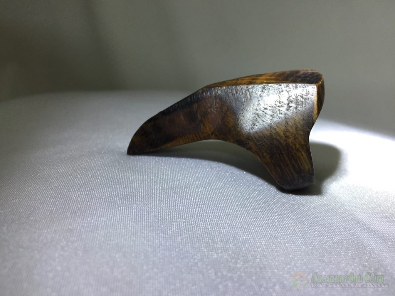 <div style=margin-left:10px><h1>Перстень моренная акация.</h1><p><a href="/catalog/bijuteriya/">Біжутерія</a> » <a href="/catalog/bijuteriya/kolca/">Кільця</a></p><i class="fa fa-map-marker"></i> Херсонская область, Херсон<br /><br /><div class="socdata"><script src="//yastatic.net/es5-shims/0.0.2/es5-shims.min.js"></script>
                                            <script src="//yastatic.net/share2/share.js"></script>
                                            <div class="ya-share2" data-services="facebook,gplus,twitter,lj,viber,whatsapp,skype" data-counter=""></div></div>