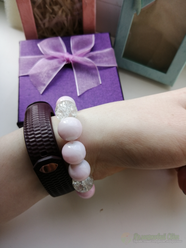 <div style=margin-left:10px><h1>Розовое очарование: горный хрусталь, чешское стекло</h1><p><a href="/catalog/bijuteriya/">Біжутерія</a> » <a href="/catalog/bijuteriya/braslety/">Браслети</a></p><i class="fa fa-map-marker"></i> Полтавская область, Кременчуг<br /><br /><div class="socdata"><script src="//yastatic.net/es5-shims/0.0.2/es5-shims.min.js"></script>
                                            <script src="//yastatic.net/share2/share.js"></script>
                                            <div class="ya-share2" data-services="facebook,gplus,twitter,lj,viber,whatsapp,skype" data-counter=""></div></div>