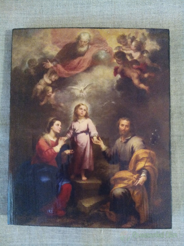 <div style=margin-left:10px><h1>Iкона "Святе сiмейство"</h1><p><a href="/catalog/kartiny/">Картини</a> » <a href="/catalog/kartiny/jivopis/">Живопис</a></p><i class="fa fa-map-marker"></i> Тернопольская область, Тернополь<br /><br /><div class="socdata"><script src="//yastatic.net/es5-shims/0.0.2/es5-shims.min.js"></script>
                                            <script src="//yastatic.net/share2/share.js"></script>
                                            <div class="ya-share2" data-services="facebook,gplus,twitter,lj,viber,whatsapp,skype" data-counter=""></div></div>