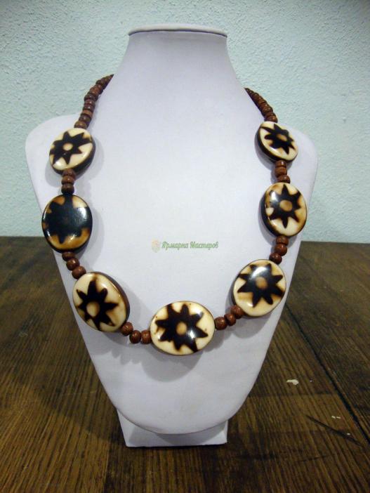 <div style=margin-left:10px><h1>Для самых обаятельных и привлекательных, замечательные обновки</h1><p><a href="/catalog/ukrasheniya/">Прикраси</a> » <a href="/catalog/ukrasheniya/aksessuary/">Аксесуари</a></p><i class="fa fa-map-marker"></i> Хмельницкая область, Хмельницкий<br /><br /><div class="socdata"><script src="//yastatic.net/es5-shims/0.0.2/es5-shims.min.js"></script>
                                            <script src="//yastatic.net/share2/share.js"></script>
                                            <div class="ya-share2" data-services="facebook,gplus,twitter,lj,viber,whatsapp,skype" data-counter=""></div></div>