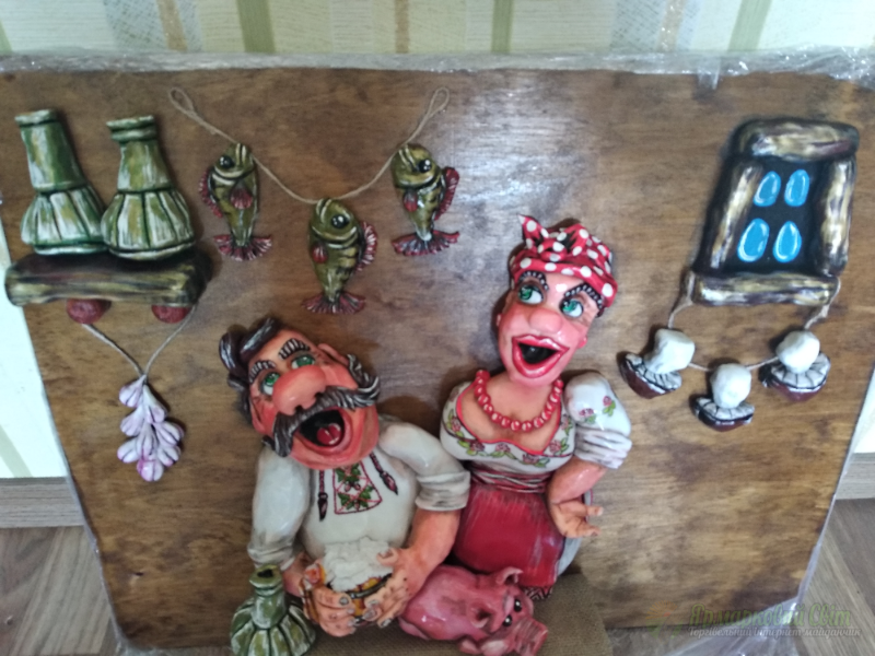 <div style=margin-left:10px><h1>Украинска вечеря</h1><p><a href="/catalog/kartiny/">Картини</a> » <a href="/catalog/kartiny/panno/">Панно</a></p><i class="fa fa-map-marker"></i> Полтавская область, Полтава<br /><br /><div class="socdata"><script src="//yastatic.net/es5-shims/0.0.2/es5-shims.min.js"></script>
                                            <script src="//yastatic.net/share2/share.js"></script>
                                            <div class="ya-share2" data-services="facebook,gplus,twitter,lj,viber,whatsapp,skype" data-counter=""></div></div>