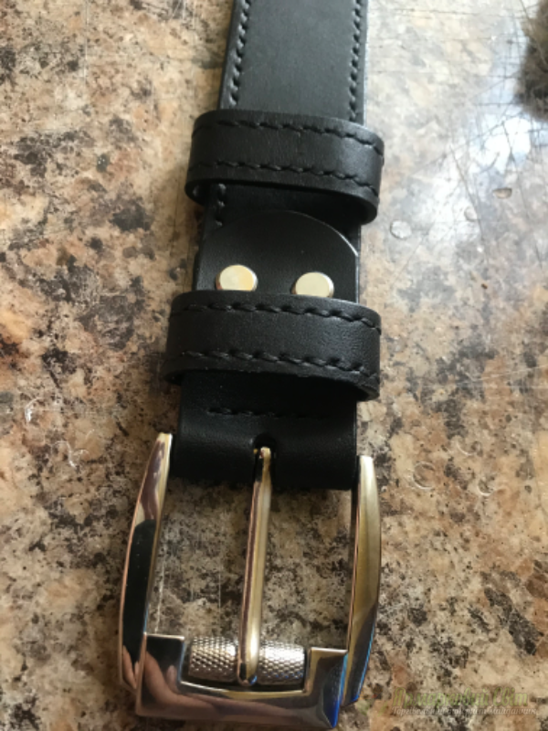 <div style=margin-left:10px><h1>Шкіряні ремні </h1><p><a href="/catalog/shite/">Шиття</a> » <a href="/catalog/shite/shite--odejda/">Шиття, одяг</a></p><i class="fa fa-map-marker"></i> Ровенская область, Кузнецовск<br /><br /><div class="socdata"><script src="//yastatic.net/es5-shims/0.0.2/es5-shims.min.js"></script>
                                            <script src="//yastatic.net/share2/share.js"></script>
                                            <div class="ya-share2" data-services="facebook,gplus,twitter,lj,viber,whatsapp,skype" data-counter=""></div></div>