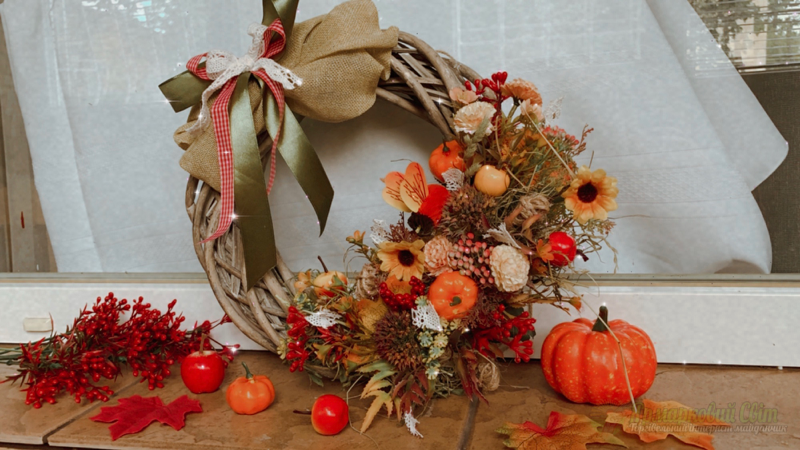 <div style=margin-left:10px><h1>Осінній віночок</h1><p><a href="/catalog/dekor/">Декор</a> » <a href="/catalog/dekor/drugoe/">Iнше</a></p><i class="fa fa-map-marker"></i> Львовская область, Львов<br /><br /><div class="socdata"><script src="//yastatic.net/es5-shims/0.0.2/es5-shims.min.js"></script>
                                            <script src="//yastatic.net/share2/share.js"></script>
                                            <div class="ya-share2" data-services="facebook,gplus,twitter,lj,viber,whatsapp,skype" data-counter=""></div></div>