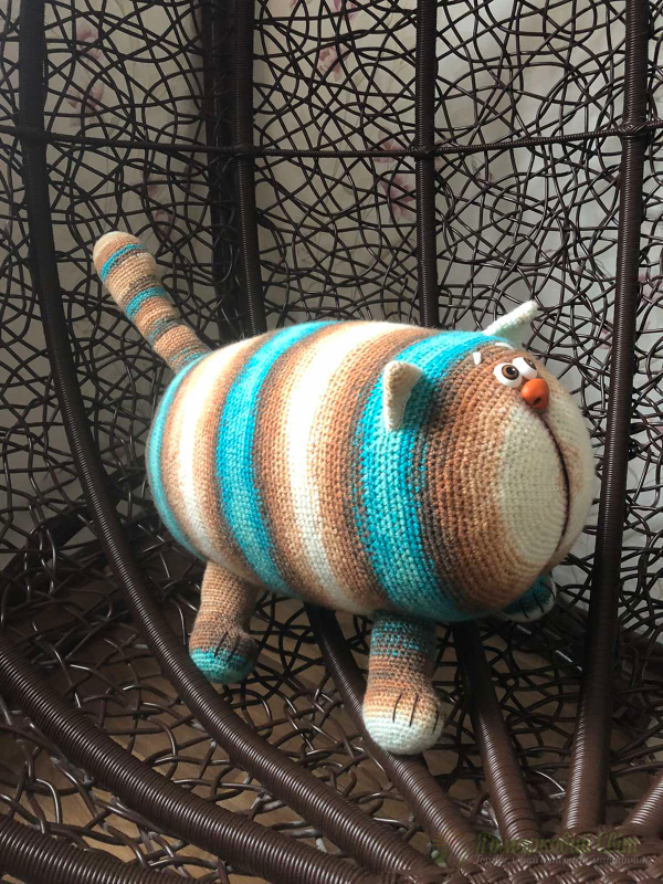 <div style=margin-left:10px><h1>Интерьерная игрушка</h1><p><a href="/catalog/ukrasheniya/">Прикраси</a> » <a href="/catalog/ukrasheniya/igrushki/">Iграшки</a></p><i class="fa fa-map-marker"></i> Харьковская область, Харьков<br /><br /><div class="socdata"><script src="//yastatic.net/es5-shims/0.0.2/es5-shims.min.js"></script>
                                            <script src="//yastatic.net/share2/share.js"></script>
                                            <div class="ya-share2" data-services="facebook,gplus,twitter,lj,viber,whatsapp,skype" data-counter=""></div></div>