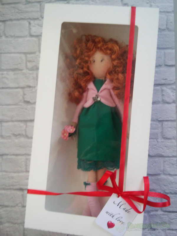 <div style=margin-left:10px><h1>Кукла Миланка</h1><p><a href="/catalog/igrushki/">Iграшки</a> » <a href="/catalog/igrushki/kukly/">Кукли</a></p><i class="fa fa-map-marker"></i> Кировоградская область, Кировоград<br /><br /><div class="socdata"><script src="//yastatic.net/es5-shims/0.0.2/es5-shims.min.js"></script>
                                            <script src="//yastatic.net/share2/share.js"></script>
                                            <div class="ya-share2" data-services="facebook,gplus,twitter,lj,viber,whatsapp,skype" data-counter=""></div></div>