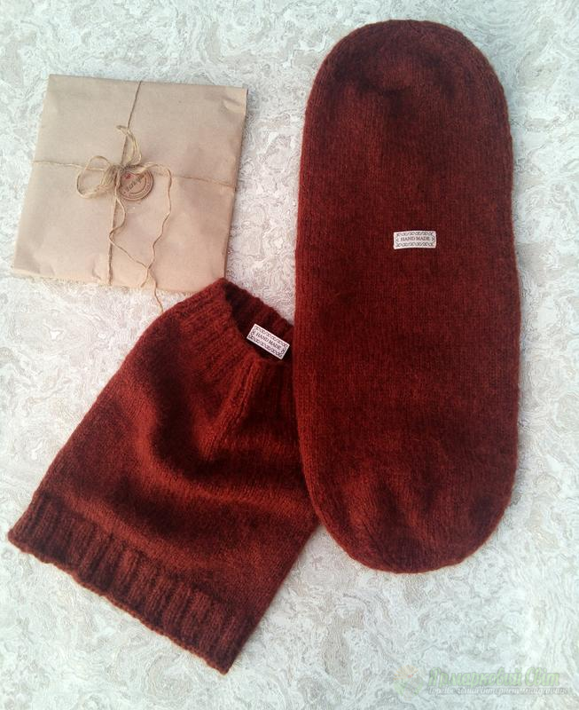 <div style=margin-left:10px><h1>комплект женская двойная шапка и снуд,баф</h1><p><a href="/catalog/golovnue_ubory/">Головні убори
</a> » <a href="/catalog/golovnue_ubory/shapki/">Шапки</a></p><i class="fa fa-map-marker"></i> Запорожская область, Запорожье<br /><br /><div class="socdata"><script src="//yastatic.net/es5-shims/0.0.2/es5-shims.min.js"></script>
                                            <script src="//yastatic.net/share2/share.js"></script>
                                            <div class="ya-share2" data-services="facebook,gplus,twitter,lj,viber,whatsapp,skype" data-counter=""></div></div>