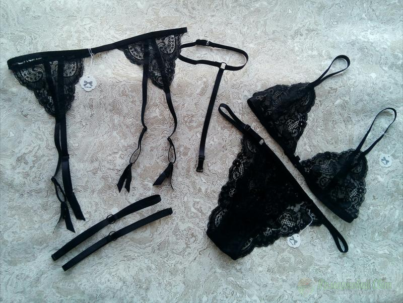 <div style=margin-left:10px><h1>кружевное белье ручной работы портупея гартэры пояс для чулок</h1><p><a href="/catalog/shite/">Шиття</a> » <a href="/catalog/shite/shite--odejda/">Шиття, одяг</a></p><i class="fa fa-map-marker"></i> Запорожская область, Запорожье<br /><br /><div class="socdata"><script src="//yastatic.net/es5-shims/0.0.2/es5-shims.min.js"></script>
                                            <script src="//yastatic.net/share2/share.js"></script>
                                            <div class="ya-share2" data-services="facebook,gplus,twitter,lj,viber,whatsapp,skype" data-counter=""></div></div>