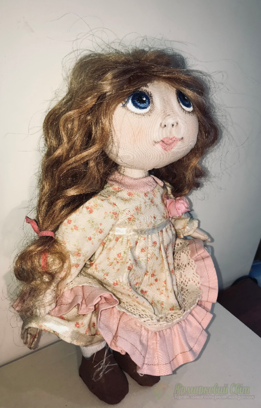 <div style=margin-left:10px><h1>Кукла малышка Рози текстильная</h1><p><a href="/catalog/igrushki/">Iграшки</a> » <a href="/catalog/igrushki/kukly/">Кукли</a></p><i class="fa fa-map-marker"></i> Запорожская область, Запорожье<br /><br /><div class="socdata"><script src="//yastatic.net/es5-shims/0.0.2/es5-shims.min.js"></script>
                                            <script src="//yastatic.net/share2/share.js"></script>
                                            <div class="ya-share2" data-services="facebook,gplus,twitter,lj,viber,whatsapp,skype" data-counter=""></div></div>