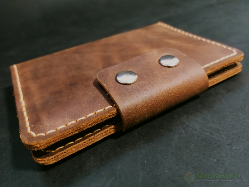 <div style=margin-left:10px><h1>Портмоне з натуральної шкіри для документів</h1><p><a href="/catalog/ukrasheniya/">Прикраси</a> » <a href="/catalog/ukrasheniya/aksessuary/">Аксесуари</a></p><i class="fa fa-map-marker"></i> Харьковская область, Харьков<br /><br /><div class="socdata"><script src="//yastatic.net/es5-shims/0.0.2/es5-shims.min.js"></script>
                                            <script src="//yastatic.net/share2/share.js"></script>
                                            <div class="ya-share2" data-services="facebook,gplus,twitter,lj,viber,whatsapp,skype" data-counter=""></div></div>