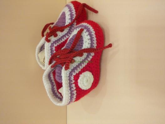 <div style=margin-left:10px><h1>Пинетки- кроссовки</h1><p><a href="/catalog/rukodelie/">Рукоділля</a> » <a href="/catalog/rukodelie/rukodelie--obschee/">Рукоділля, загальне</a></p><i class="fa fa-map-marker"></i> Одесская область, Одесса<br /><br /><div class="socdata"><script src="//yastatic.net/es5-shims/0.0.2/es5-shims.min.js"></script>
                                            <script src="//yastatic.net/share2/share.js"></script>
                                            <div class="ya-share2" data-services="facebook,gplus,twitter,lj,viber,whatsapp,skype" data-counter=""></div></div>