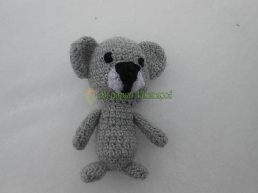 <div style=margin-left:10px><h1>медвежонок-коала.</h1><p><a href="/catalog/podarki--suveniry/">Подарунки, сувеніри</a> » <a href="/catalog/podarki--suveniry/suveniry/">Сувеніри</a></p><i class="fa fa-map-marker"></i> Донецкая область, Славянск<br /><br /><div class="socdata"><script src="//yastatic.net/es5-shims/0.0.2/es5-shims.min.js"></script>
                                            <script src="//yastatic.net/share2/share.js"></script>
                                            <div class="ya-share2" data-services="facebook,gplus,twitter,lj,viber,whatsapp,skype" data-counter=""></div></div>