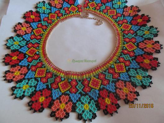 <div style=margin-left:10px><h1>криза из бисера</h1><p><a href="/catalog/ukrasheniya/">Прикраси</a> » <a href="/catalog/ukrasheniya/aksessuary/">Аксесуари</a></p><i class="fa fa-map-marker"></i> Запорожская область, Запорожье<br /><br /><div class="socdata"><script src="//yastatic.net/es5-shims/0.0.2/es5-shims.min.js"></script>
                                            <script src="//yastatic.net/share2/share.js"></script>
                                            <div class="ya-share2" data-services="facebook,gplus,twitter,lj,viber,whatsapp,skype" data-counter=""></div></div>