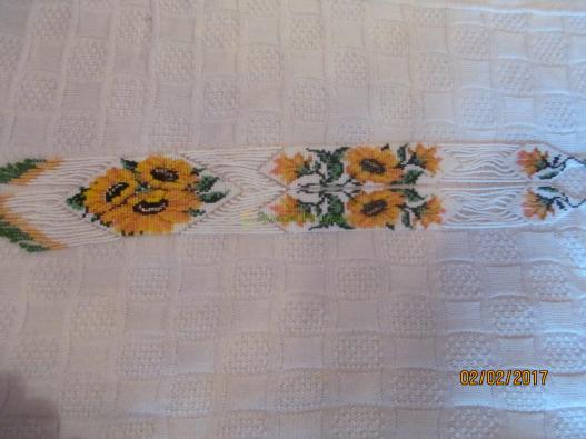 <div style=margin-left:10px><h1>гердан подсолнухи</h1><p><a href="/catalog/bijuteriya/">Біжутерія</a> » <a href="/catalog/bijuteriya/kole--ojerele/">Кольє, намисто</a></p><i class="fa fa-map-marker"></i> Запорожская область, Запорожье<br /><br /><div class="socdata"><script src="//yastatic.net/es5-shims/0.0.2/es5-shims.min.js"></script>
                                            <script src="//yastatic.net/share2/share.js"></script>
                                            <div class="ya-share2" data-services="facebook,gplus,twitter,lj,viber,whatsapp,skype" data-counter=""></div></div>