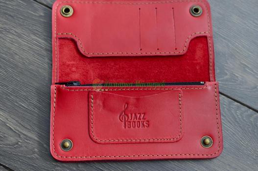 <div style=margin-left:10px><h1>Кошелек </h1><p><a href="/catalog/ukrasheniya/">Прикраси</a> » <a href="/catalog/ukrasheniya/aksessuary/">Аксесуари</a></p><i class="fa fa-map-marker"></i> Харьковская область, Харьков<br /><br /><div class="socdata"><script src="//yastatic.net/es5-shims/0.0.2/es5-shims.min.js"></script>
                                            <script src="//yastatic.net/share2/share.js"></script>
                                            <div class="ya-share2" data-services="facebook,gplus,twitter,lj,viber,whatsapp,skype" data-counter=""></div></div>