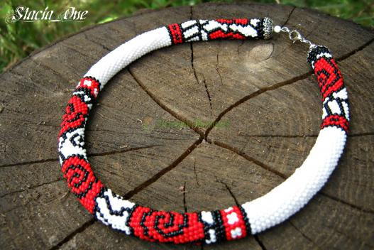 <div style=margin-left:10px><h1>Жгут "Троянди" </h1><p><a href="/catalog/bijuteriya/">Біжутерія</a> » <a href="/catalog/bijuteriya/kole--ojerele/">Кольє, намисто</a></p><i class="fa fa-map-marker"></i> Полтавская область, Полтава<br /><br /><div class="socdata"><script src="//yastatic.net/es5-shims/0.0.2/es5-shims.min.js"></script>
                                            <script src="//yastatic.net/share2/share.js"></script>
                                            <div class="ya-share2" data-services="facebook,gplus,twitter,lj,viber,whatsapp,skype" data-counter=""></div></div>