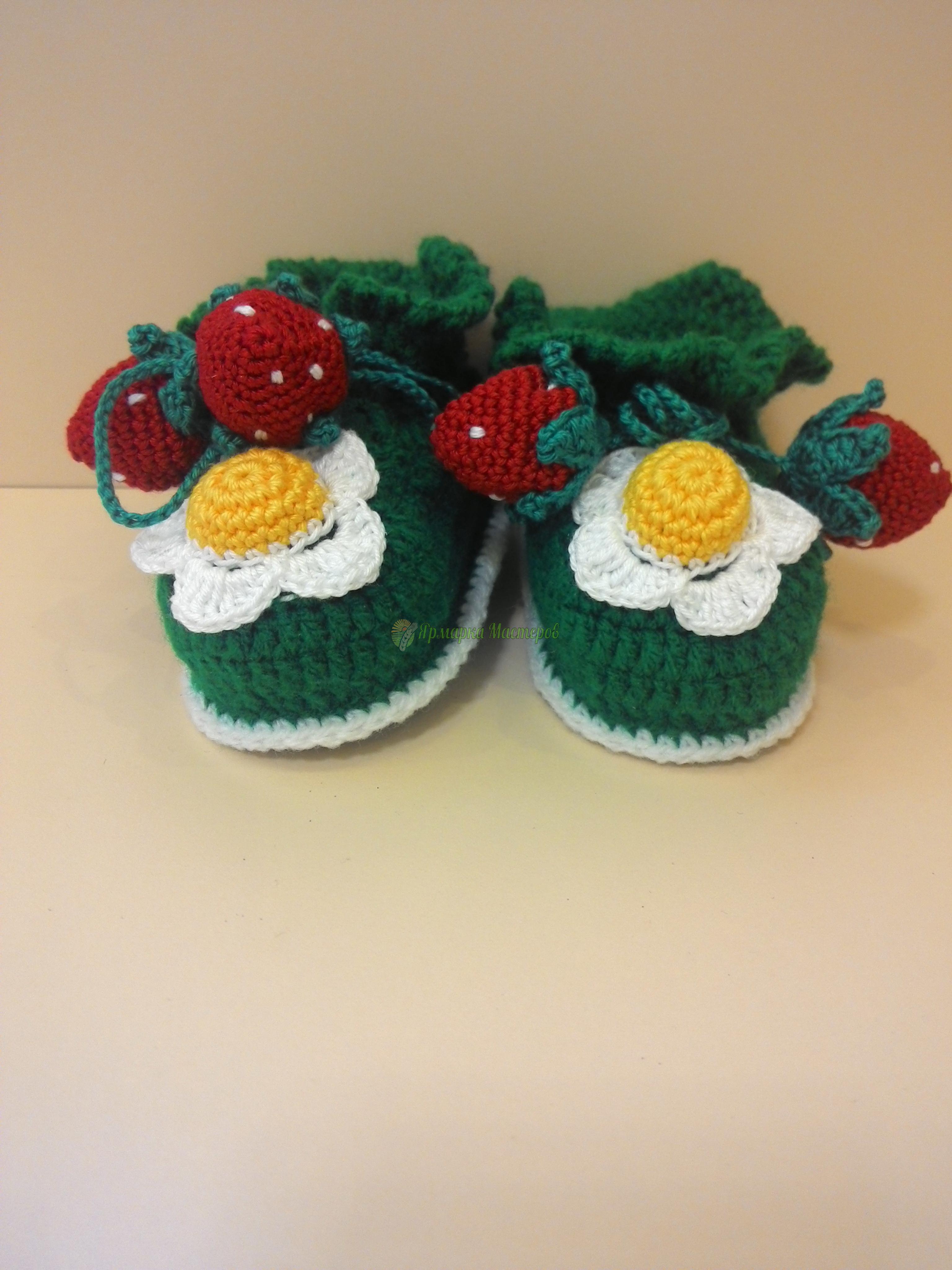 <div style=margin-left:10px><h1>Пинетки для девочки</h1><p><a href="/catalog/rukodelie/">Рукоділля</a> » <a href="/catalog/rukodelie/rukodelie--obschee/">Рукоділля, загальне</a></p><i class="fa fa-map-marker"></i> Одесская область, Одесса<br /><br /><div class="socdata"><script src="//yastatic.net/es5-shims/0.0.2/es5-shims.min.js"></script>
                                            <script src="//yastatic.net/share2/share.js"></script>
                                            <div class="ya-share2" data-services="facebook,gplus,twitter,lj,viber,whatsapp,skype" data-counter=""></div></div>