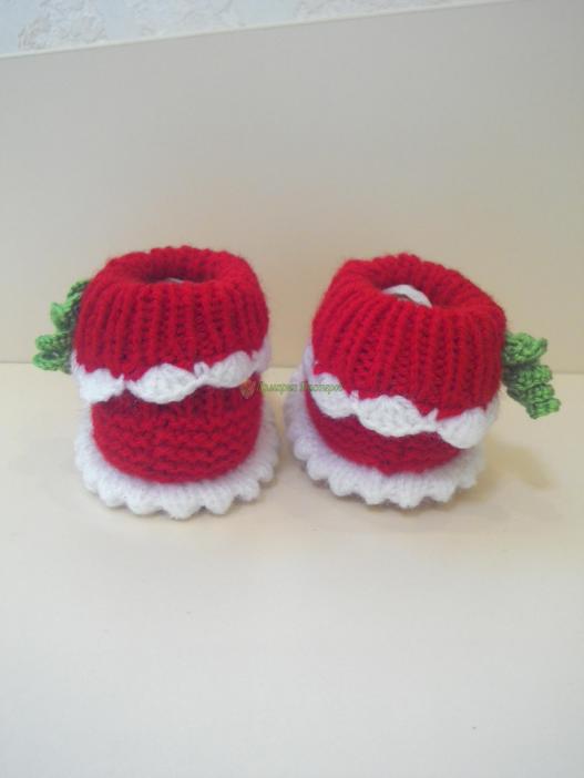 <div style=margin-left:10px><h1>Пинетки для девочки</h1><p><a href="/catalog/rukodelie/">Рукоділля</a> » <a href="/catalog/rukodelie/rukodelie--obschee/">Рукоділля, загальне</a></p><i class="fa fa-map-marker"></i> Одесская область, Одесса<br /><br /><div class="socdata"><script src="//yastatic.net/es5-shims/0.0.2/es5-shims.min.js"></script>
                                            <script src="//yastatic.net/share2/share.js"></script>
                                            <div class="ya-share2" data-services="facebook,gplus,twitter,lj,viber,whatsapp,skype" data-counter=""></div></div>