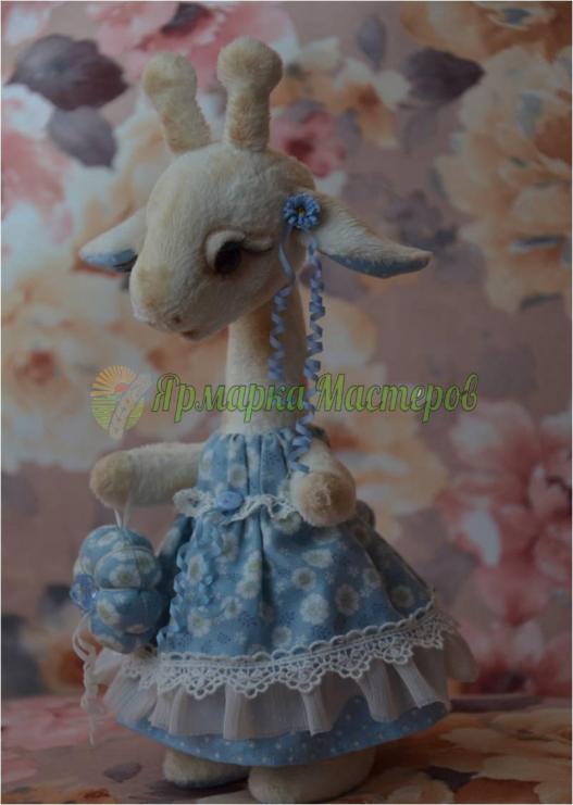 <div style=margin-left:10px><h1>Жирафка Соня</h1><p><a href="/catalog/igrushki/">Iграшки</a> » <a href="/catalog/igrushki/myagkie/">М'які</a></p><i class="fa fa-map-marker"></i> Киевская область, Киев<br /><br /><div class="socdata"><script src="//yastatic.net/es5-shims/0.0.2/es5-shims.min.js"></script>
                                            <script src="//yastatic.net/share2/share.js"></script>
                                            <div class="ya-share2" data-services="facebook,gplus,twitter,lj,viber,whatsapp,skype" data-counter=""></div></div>