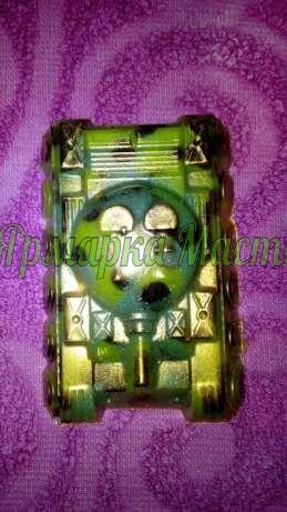 <div style=margin-left:10px><h1>Мыло world of tanks</h1><p><a href="/catalog/podarki--suveniry/">Подарунки, сувеніри</a> » <a href="/catalog/podarki--suveniry/mylo/">Мило</a></p><i class="fa fa-map-marker"></i> Харьковская область, Харьков<br /><br /><div class="socdata"><script src="//yastatic.net/es5-shims/0.0.2/es5-shims.min.js"></script>
                                            <script src="//yastatic.net/share2/share.js"></script>
                                            <div class="ya-share2" data-services="facebook,gplus,twitter,lj,viber,whatsapp,skype" data-counter=""></div></div>