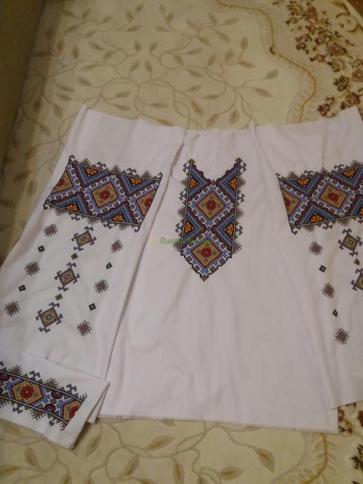 <div style=margin-left:10px><h1>Заготовка жіночої вишиванки </h1><p><a href="/catalog/shite/">Шиття</a> » <a href="/catalog/shite/shite--odejda/">Шиття, одяг</a></p><i class="fa fa-map-marker"></i> Львовская область, Львов<br /><br /><div class="socdata"><script src="//yastatic.net/es5-shims/0.0.2/es5-shims.min.js"></script>
                                            <script src="//yastatic.net/share2/share.js"></script>
                                            <div class="ya-share2" data-services="facebook,gplus,twitter,lj,viber,whatsapp,skype" data-counter=""></div></div>