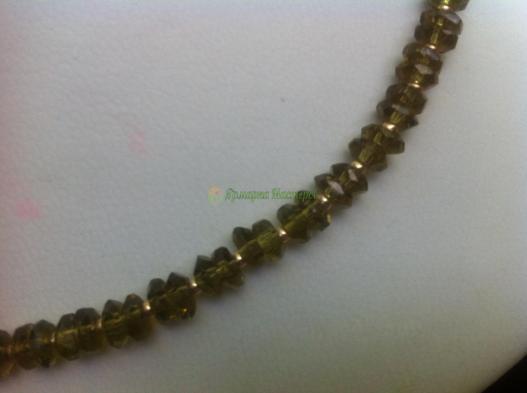 <div style=margin-left:10px><h1>Бусы - перидот хризолит природный</h1><p><a href="/catalog/yvelirnue_izdeliya/">Ювелірні вироби
</a> » <a href="/catalog/yvelirnue_izdeliya/busy/">Намиста</a></p><i class="fa fa-map-marker"></i> Львовская область, Львов<br /><br /><div class="socdata"><script src="//yastatic.net/es5-shims/0.0.2/es5-shims.min.js"></script>
                                            <script src="//yastatic.net/share2/share.js"></script>
                                            <div class="ya-share2" data-services="facebook,gplus,twitter,lj,viber,whatsapp,skype" data-counter=""></div></div>