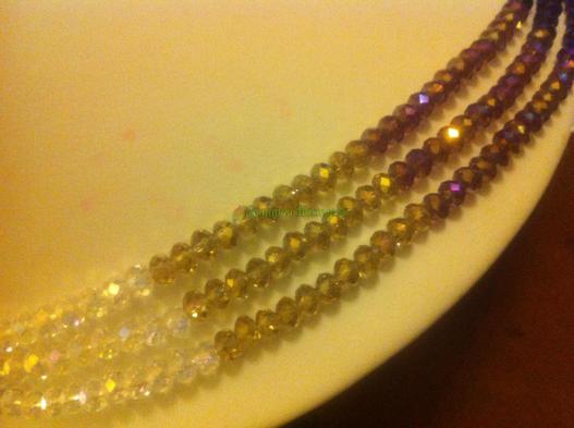 <div style=margin-left:10px><h1>Бусы ожерелье колье мультиколор</h1><p><a href="/catalog/yvelirnue_izdeliya/">Ювелірні вироби
</a> » <a href="/catalog/yvelirnue_izdeliya/busy/">Намиста</a></p><i class="fa fa-map-marker"></i> Львовская область, Львов<br /><br /><div class="socdata"><script src="//yastatic.net/es5-shims/0.0.2/es5-shims.min.js"></script>
                                            <script src="//yastatic.net/share2/share.js"></script>
                                            <div class="ya-share2" data-services="facebook,gplus,twitter,lj,viber,whatsapp,skype" data-counter=""></div></div>