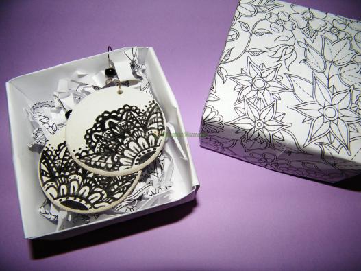 <div style=margin-left:10px><h1>Серьги из дерева</h1><p><a href="/catalog/ukrasheniya/">Прикраси</a> » <a href="/catalog/ukrasheniya/aksessuary/">Аксесуари</a></p><i class="fa fa-map-marker"></i> Киевская область, Киев<br /><br /><div class="socdata"><script src="//yastatic.net/es5-shims/0.0.2/es5-shims.min.js"></script>
                                            <script src="//yastatic.net/share2/share.js"></script>
                                            <div class="ya-share2" data-services="facebook,gplus,twitter,lj,viber,whatsapp,skype" data-counter=""></div></div>