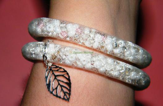 <div style=margin-left:10px><h1>Браслет 2 в 1 "Tenderness"</h1><p><a href="/catalog/bijuteriya/">Біжутерія</a> » <a href="/catalog/bijuteriya/braslety/">Браслети</a></p><i class="fa fa-map-marker"></i> Киевская область, Киев<br /><br /><div class="socdata"><script src="//yastatic.net/es5-shims/0.0.2/es5-shims.min.js"></script>
                                            <script src="//yastatic.net/share2/share.js"></script>
                                            <div class="ya-share2" data-services="facebook,gplus,twitter,lj,viber,whatsapp,skype" data-counter=""></div></div>