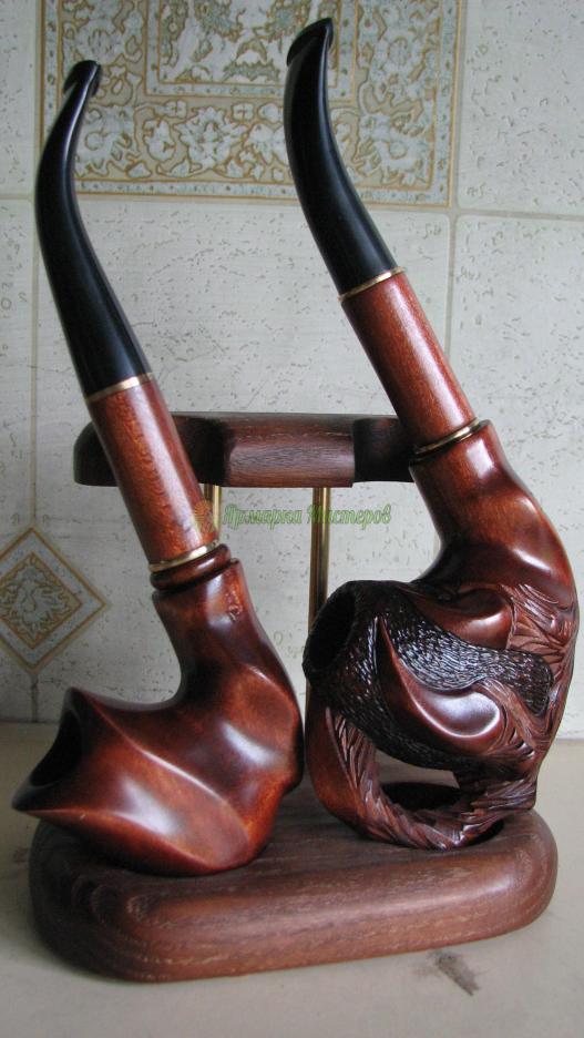 <div style=margin-left:10px><h1>Трубки вырезанные из капа и корня редких пород.</h1><p><a href="/catalog/ukrasheniya/">Прикраси</a> » <a href="/catalog/ukrasheniya/podarki/">Подарунки</a></p><i class="fa fa-map-marker"></i> Киевская область, Киев<br /><br /><div class="socdata"><script src="//yastatic.net/es5-shims/0.0.2/es5-shims.min.js"></script>
                                            <script src="//yastatic.net/share2/share.js"></script>
                                            <div class="ya-share2" data-services="facebook,gplus,twitter,lj,viber,whatsapp,skype" data-counter=""></div></div>