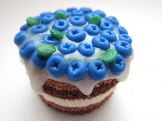 <div style=margin-left:10px><h1>Вкусная ложечка</h1><p><a href="/catalog/ukrasheniya/">Прикраси</a> » <a href="/catalog/ukrasheniya/podarki/">Подарунки</a></p><i class="fa fa-map-marker"></i> Сумская область, Липовая Долина<br /><br /><div class="socdata"><script src="//yastatic.net/es5-shims/0.0.2/es5-shims.min.js"></script>
                                            <script src="//yastatic.net/share2/share.js"></script>
                                            <div class="ya-share2" data-services="facebook,gplus,twitter,lj,viber,whatsapp,skype" data-counter=""></div></div>